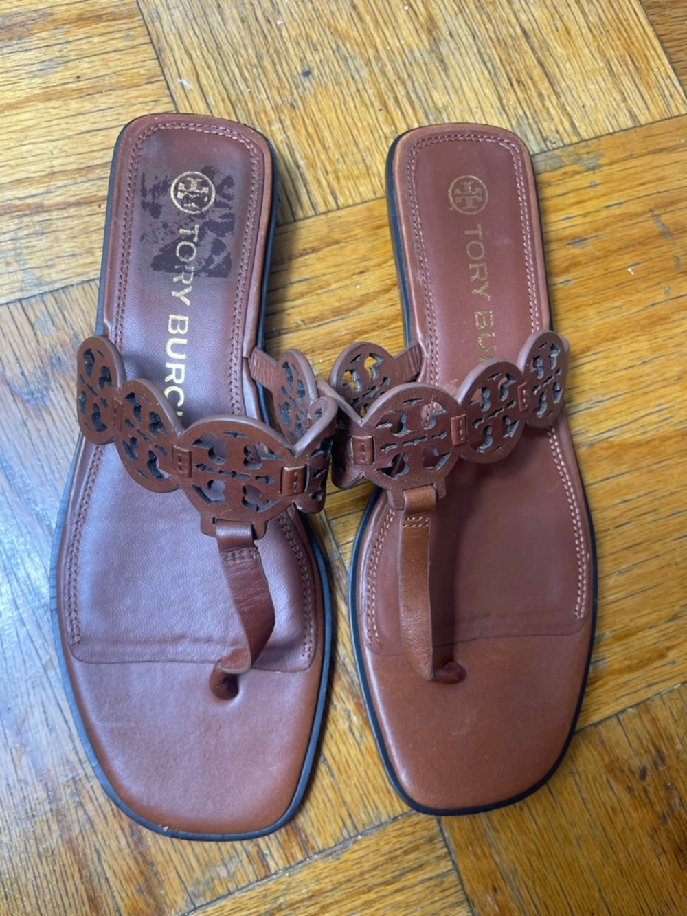 Tory Burch Tiny Miller 10mm Thong Sandals Burnt Cuoio Brown Leather Size 9M